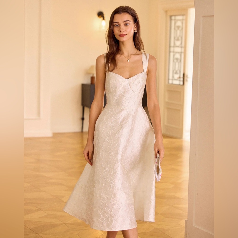 NWT RIHOAS The White Sweetheart Neck Jacquard Midi Dress